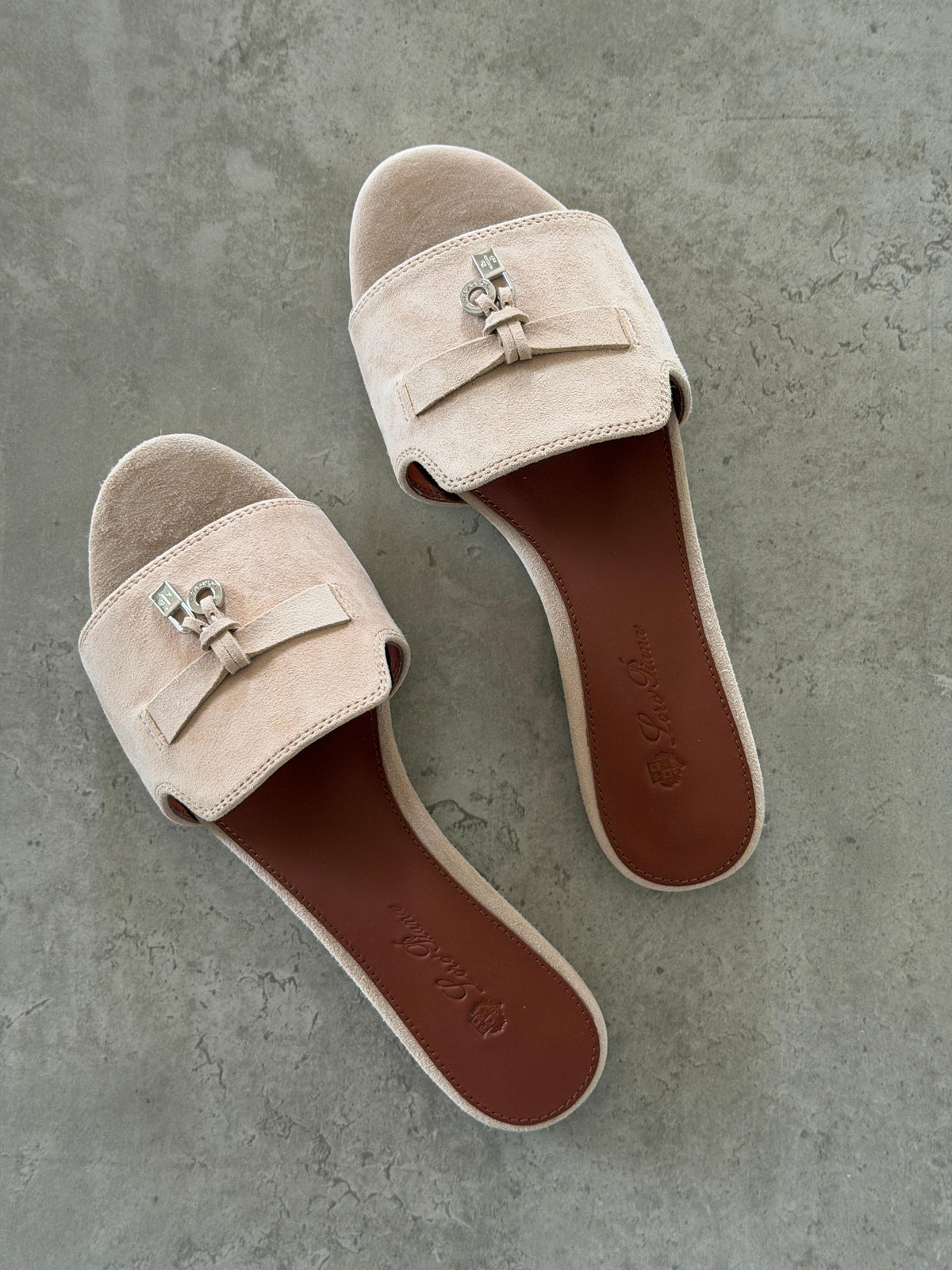 Loro Piana Summer Charms Flat
