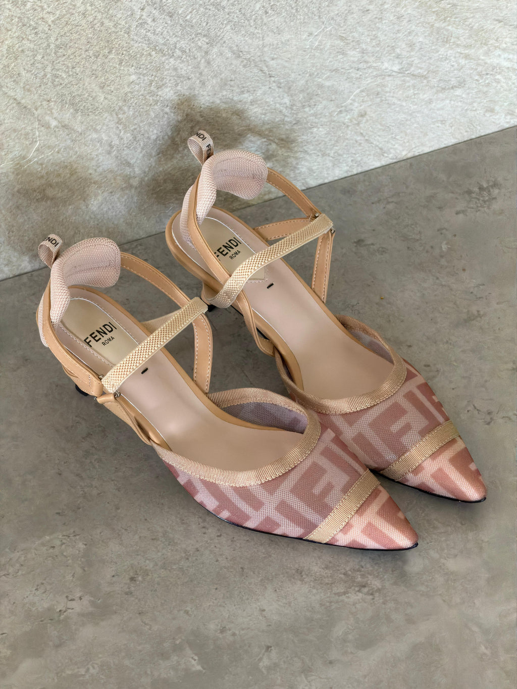 Fendi Colibrì Slingback Pumps