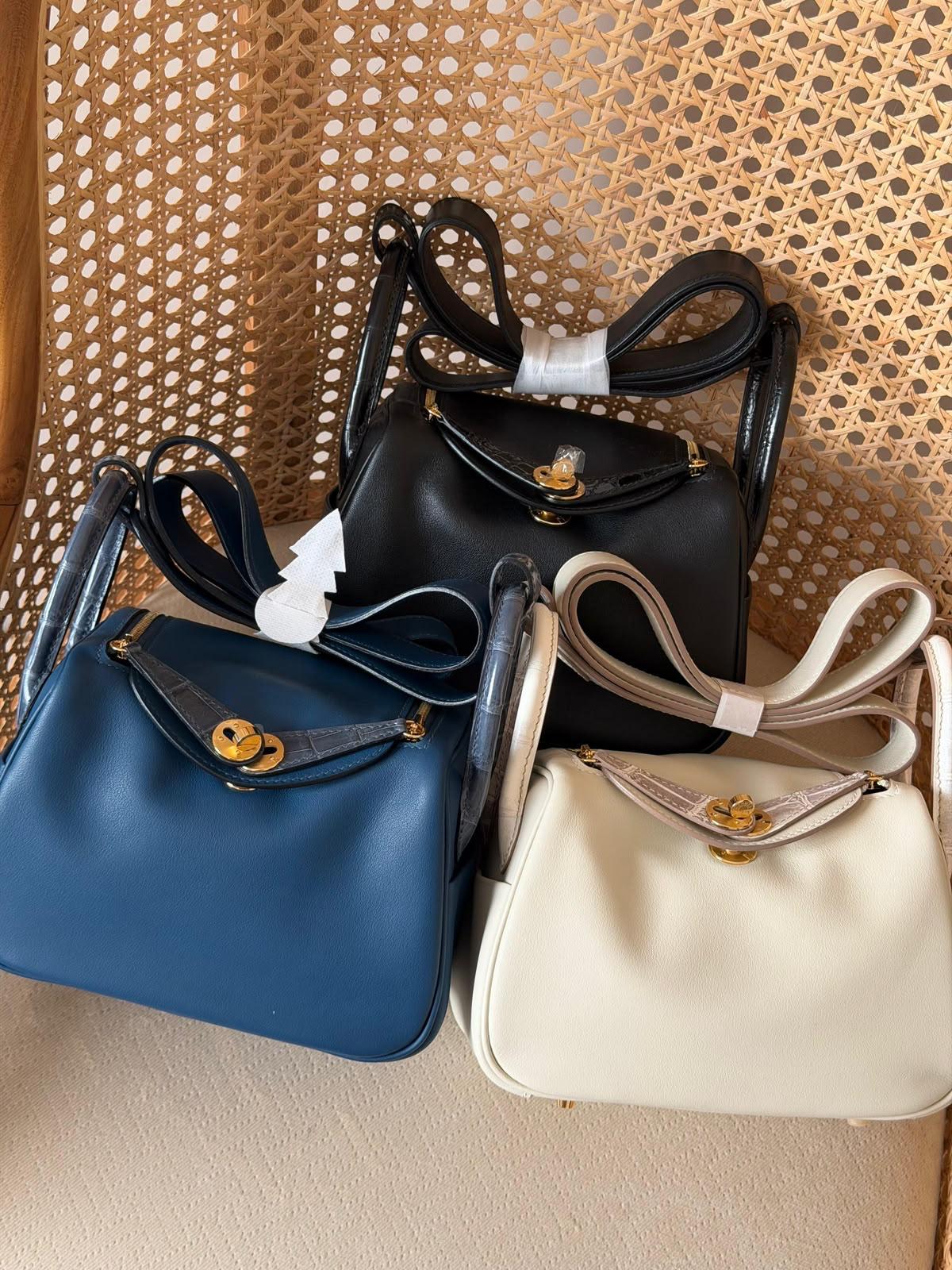 Hermes Mini Lindy 20 Bag