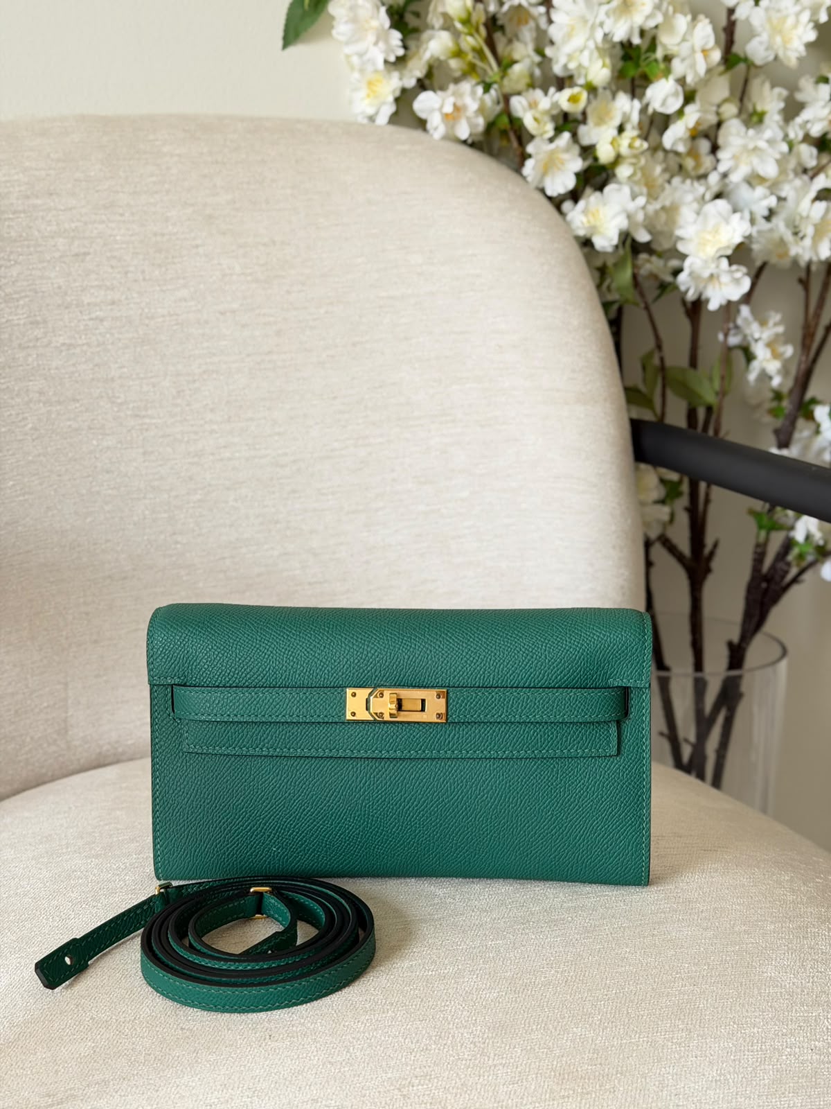 Hermes Kelly To Go Wallet Bag (Golden Hardware)