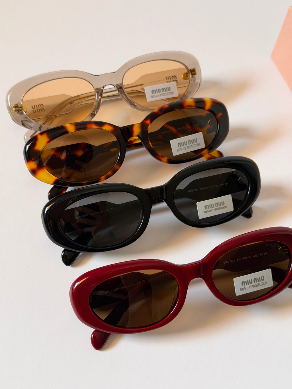 Miu Miu B09S Oval Sunglasses
