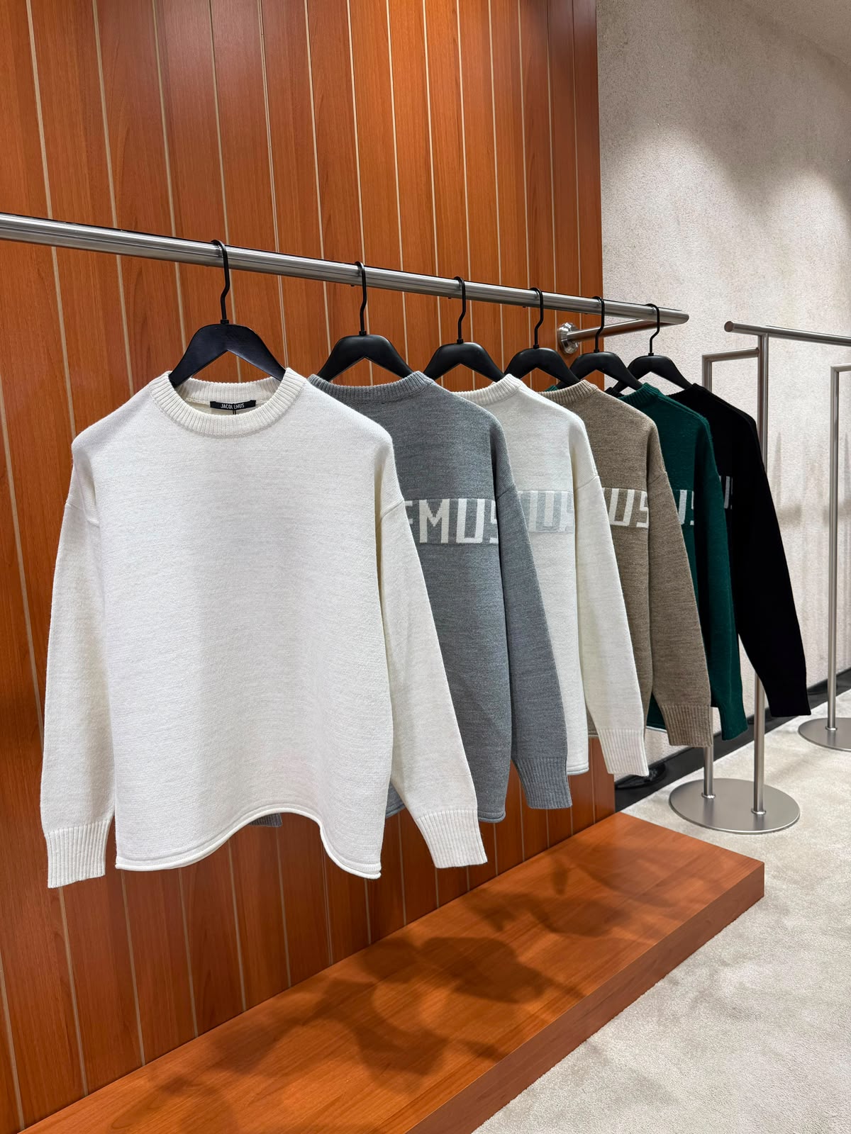 Jacquemus Le Pull knit Sweater