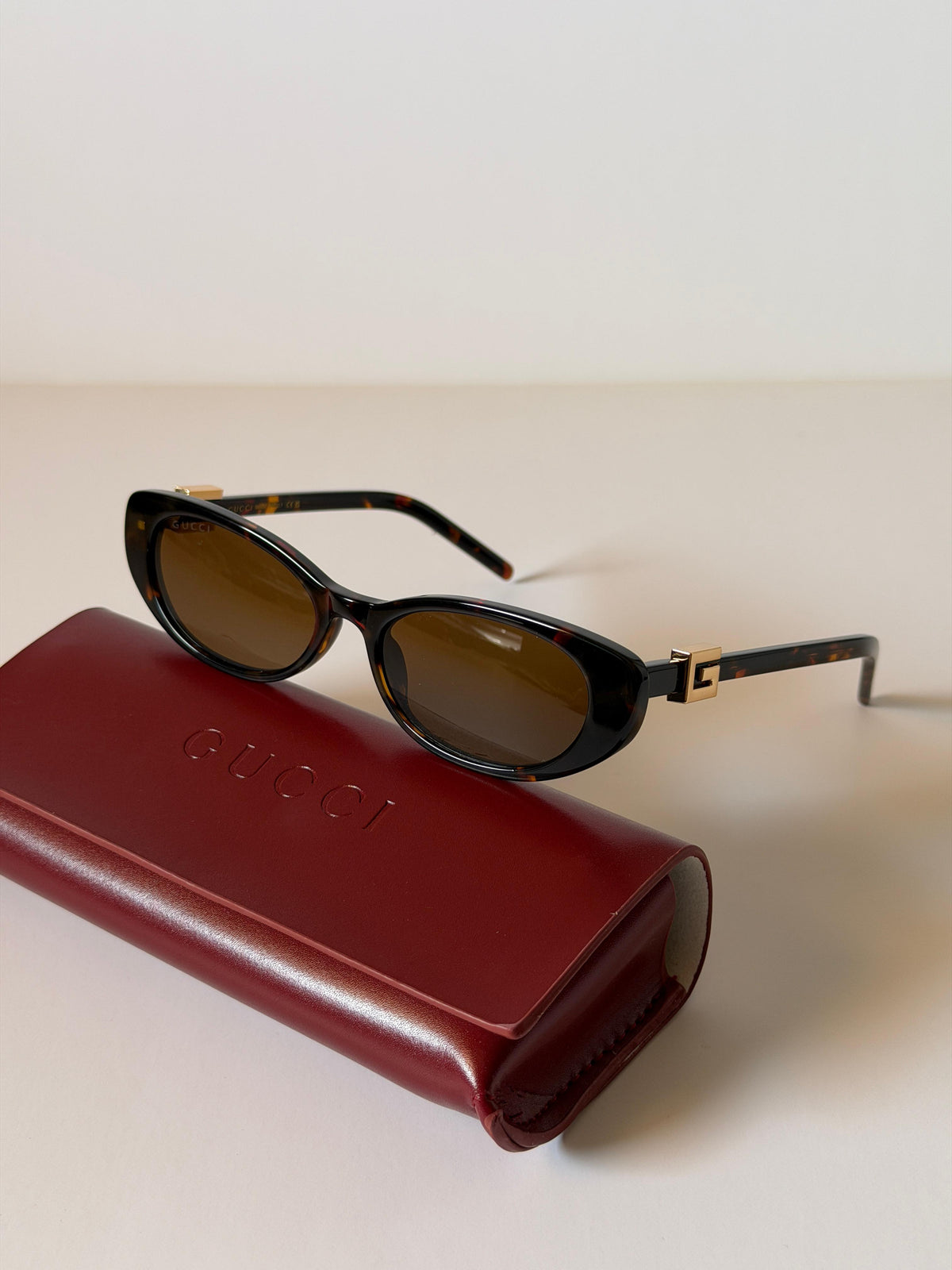 Gucci GG1680S Cat-Eye Sunglasses