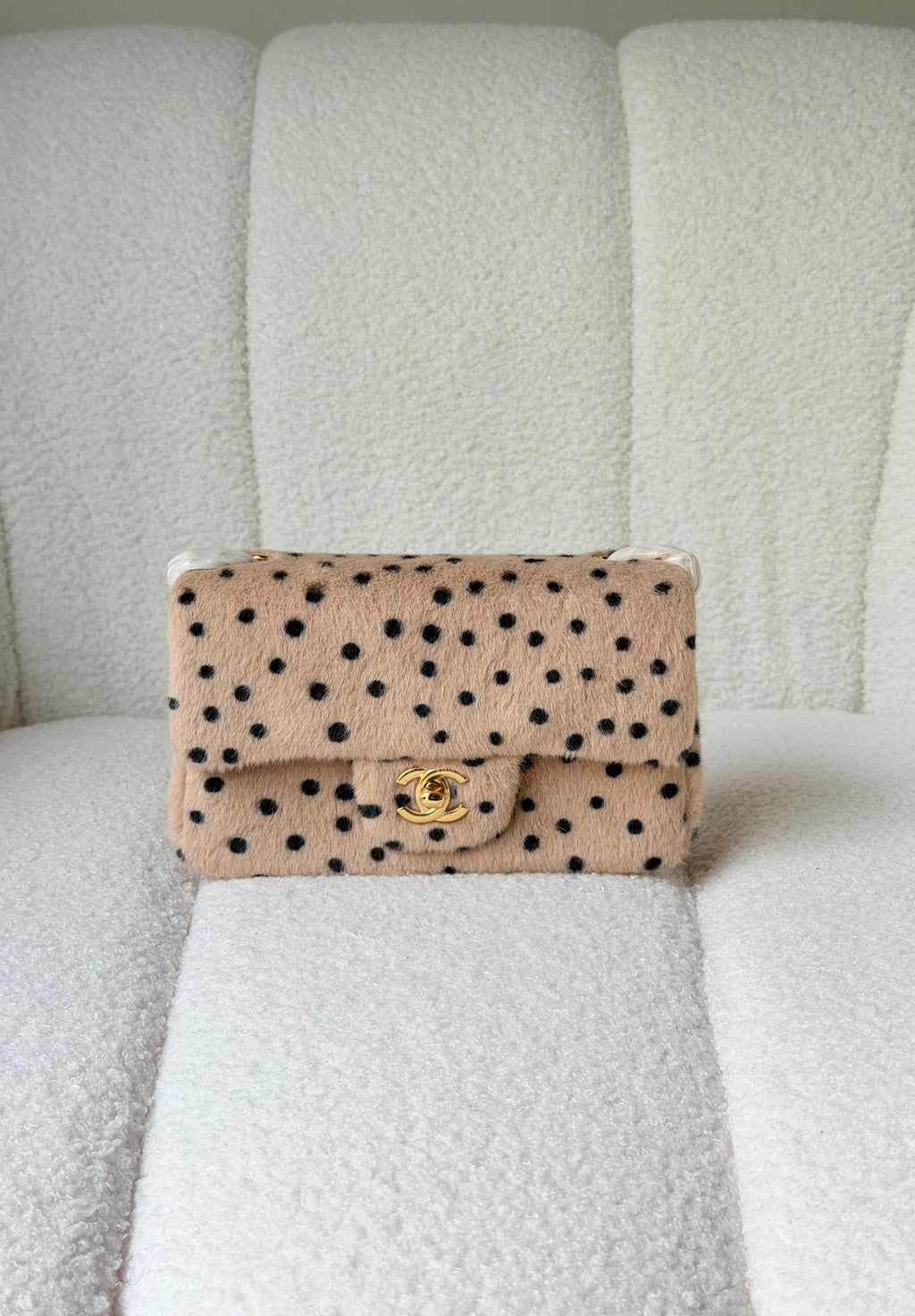 Chanel 26A Classic Flap Bag (20 Cm & 25 Cm)