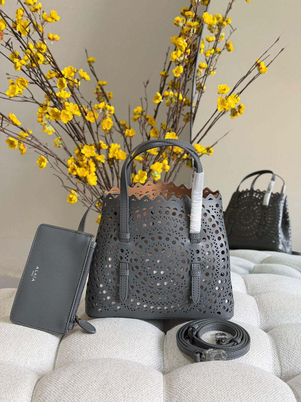 Alaia Mina 25 Bag