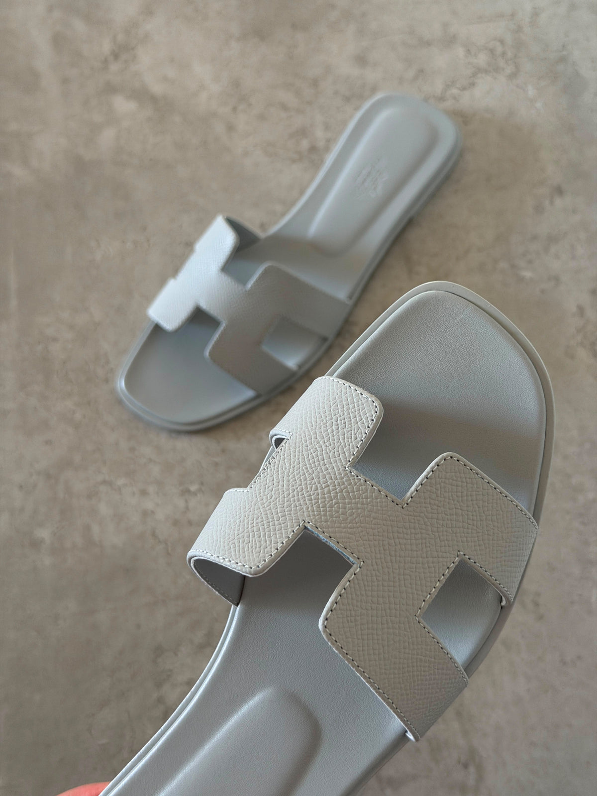 Hermes Oasis Flats