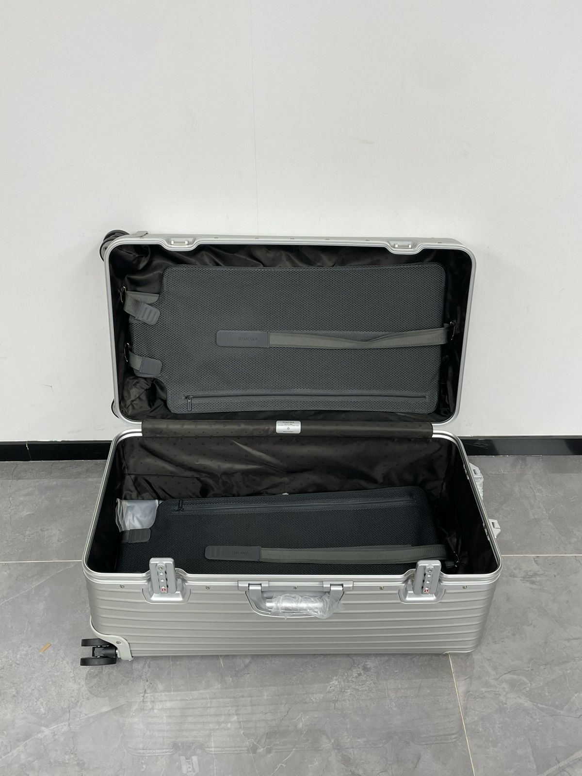 Rimowa Original Cabin Aluminium Suitcase Travel Bag