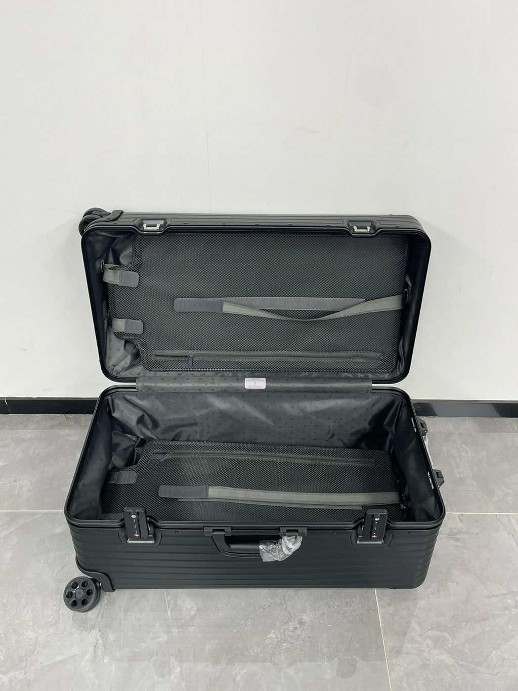 Rimowa Original Cabin Aluminium Suitcase Travel Bag