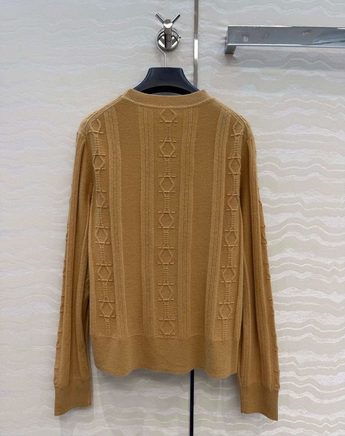 Hermes Long-Sleeve Cable Stitch Sweater