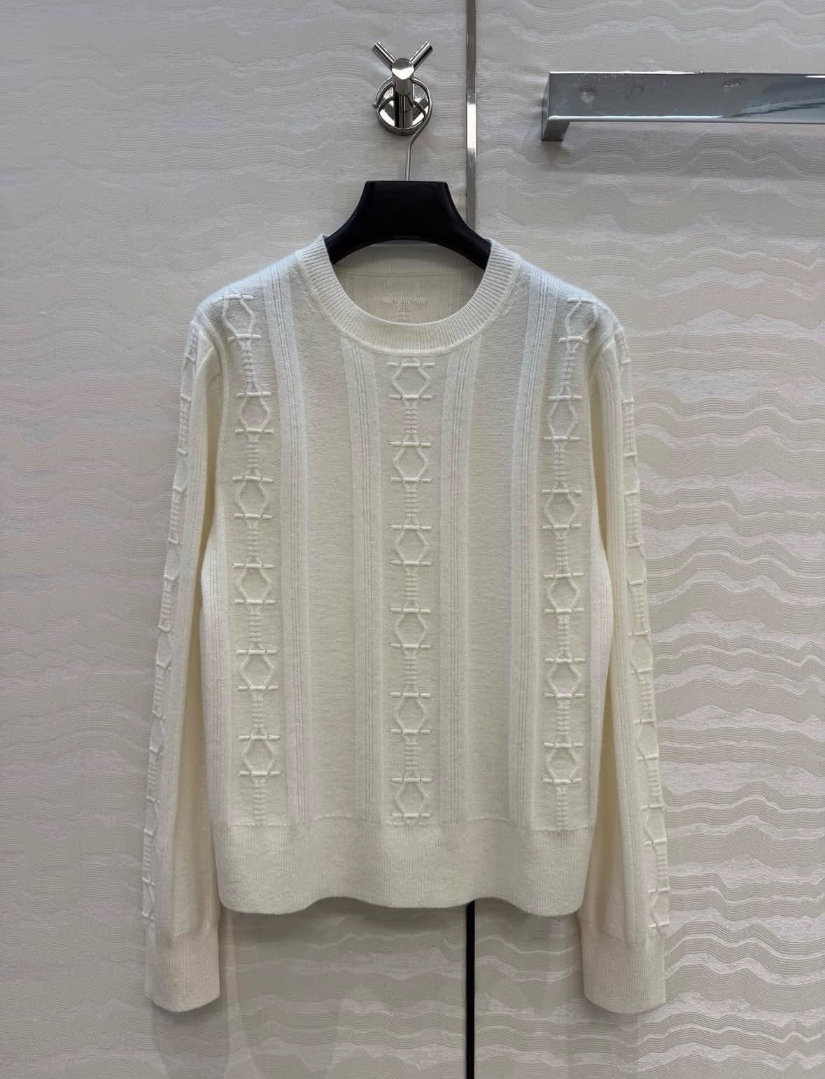 Hermes Long-Sleeve Cable Stitch Sweater