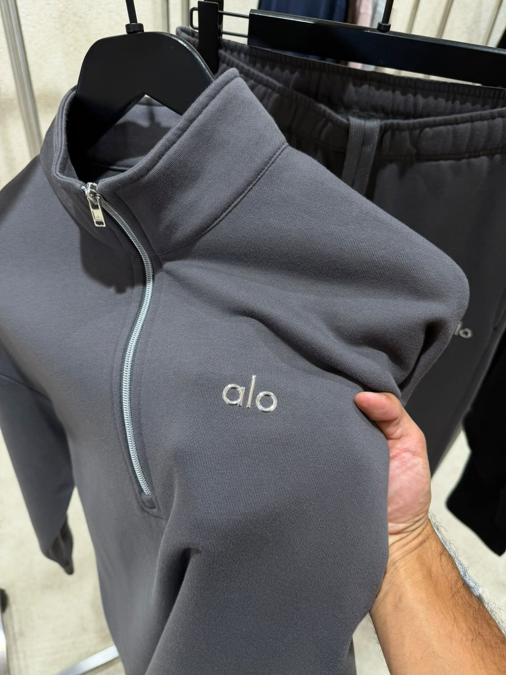 Alo Yoga Accolade Zip Loungewear Set
