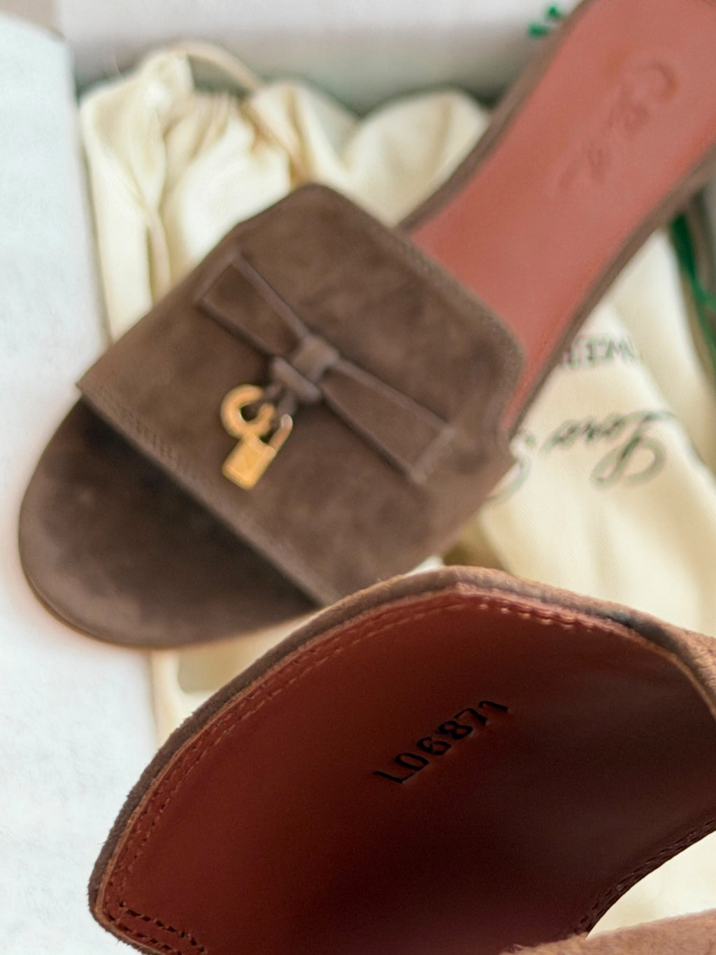 Loro Piana Summer Charms Flat