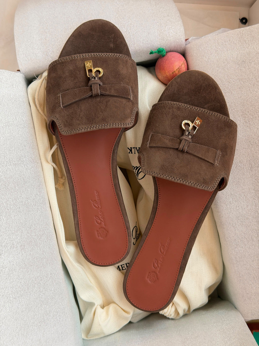 Loro Piana Summer Charms Flat