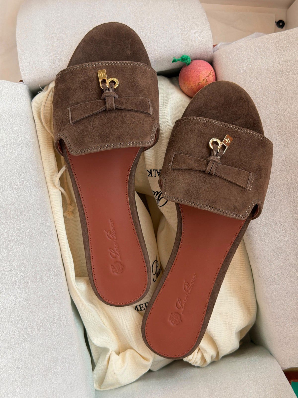 Loro Piana Summer Charms Flat