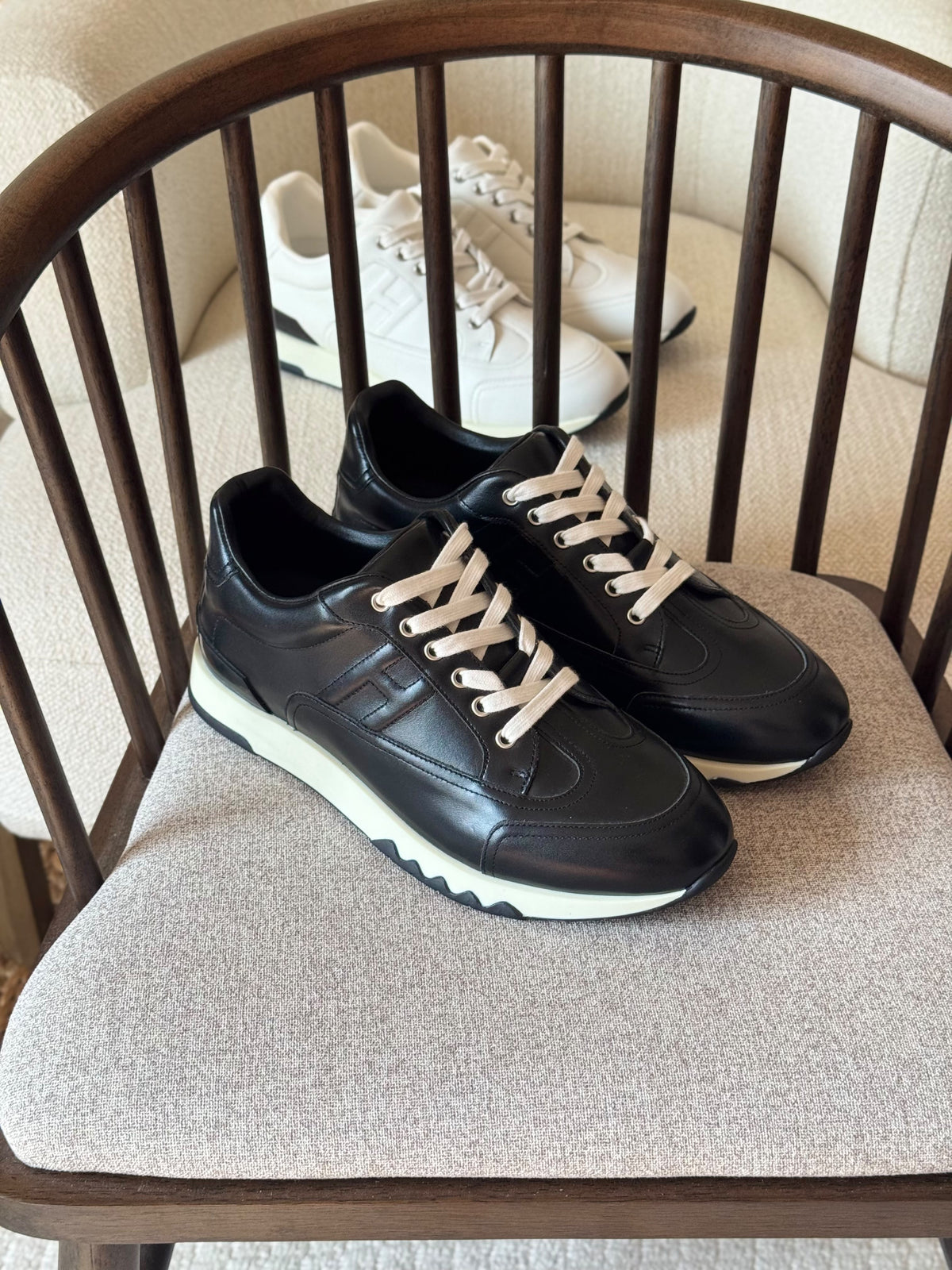 Hermes Trail Sneakers