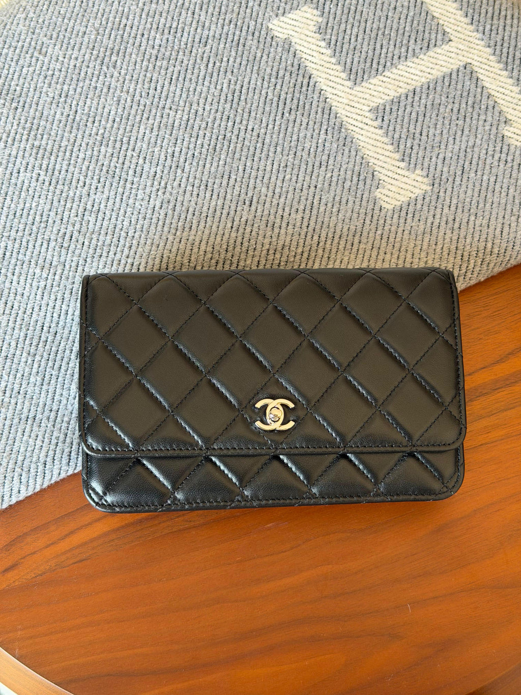 Chanel Classic Wallet on Chain