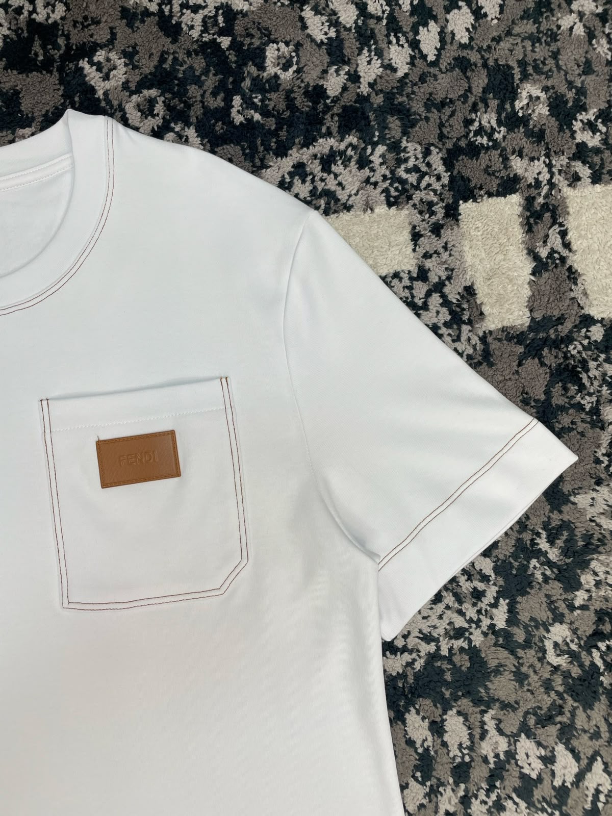 Fendi White Cotton T-Shirt with Logo Patch Pocket
