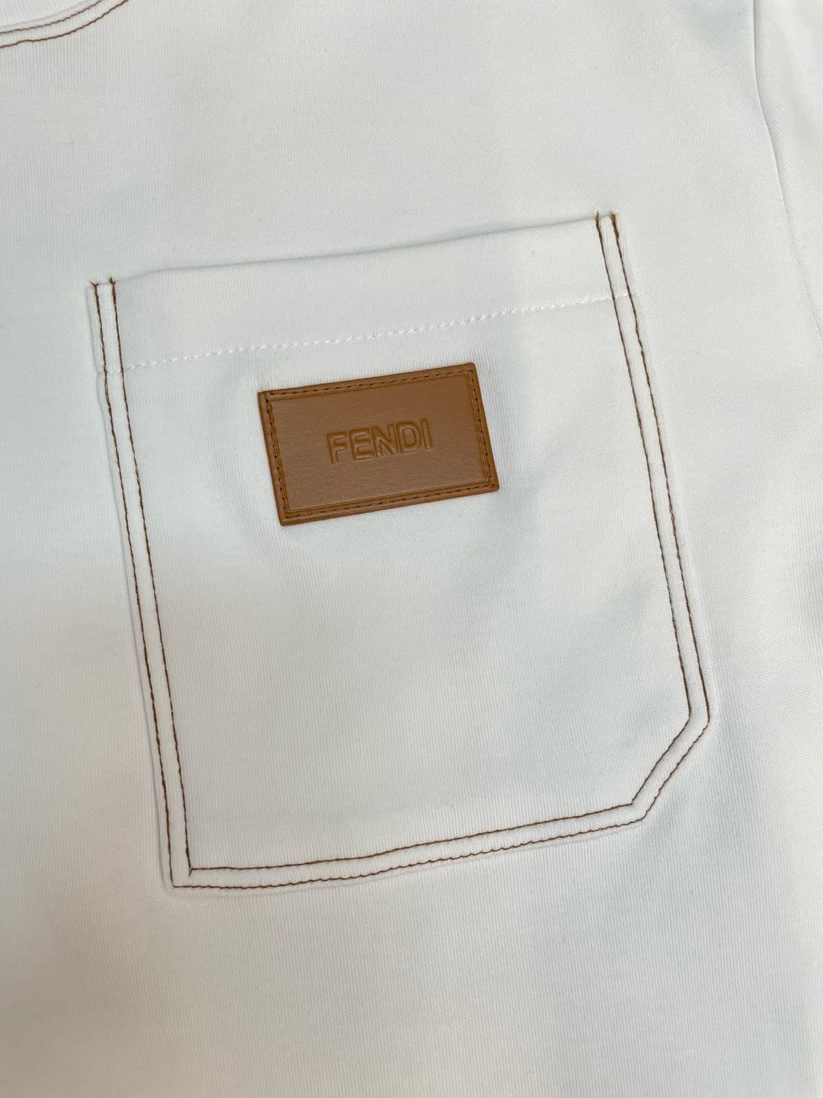 Fendi White Cotton T-Shirt with Logo Patch Pocket
