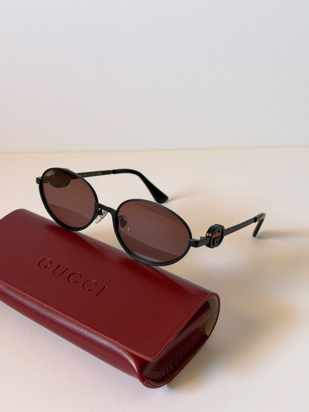Gucci GG Cut-Out Oval Sunglasses