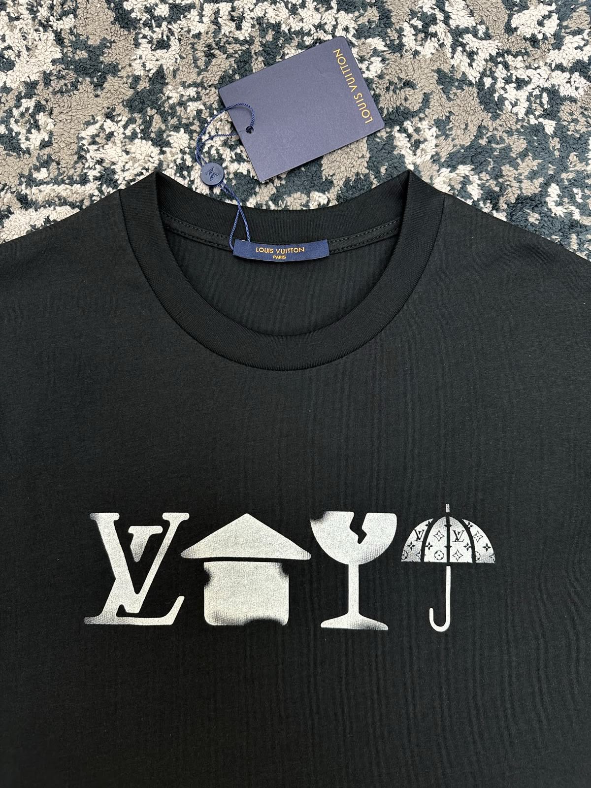 Louis Vuitton Printed Signature T-Shirt