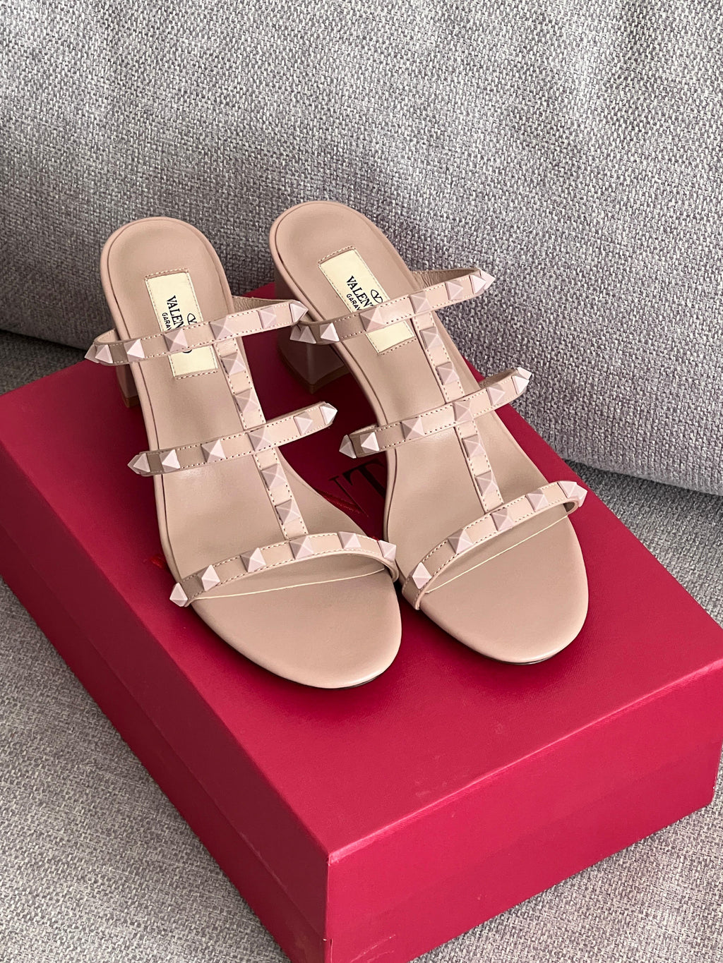 Valentino Garavani Rockstud Sandals