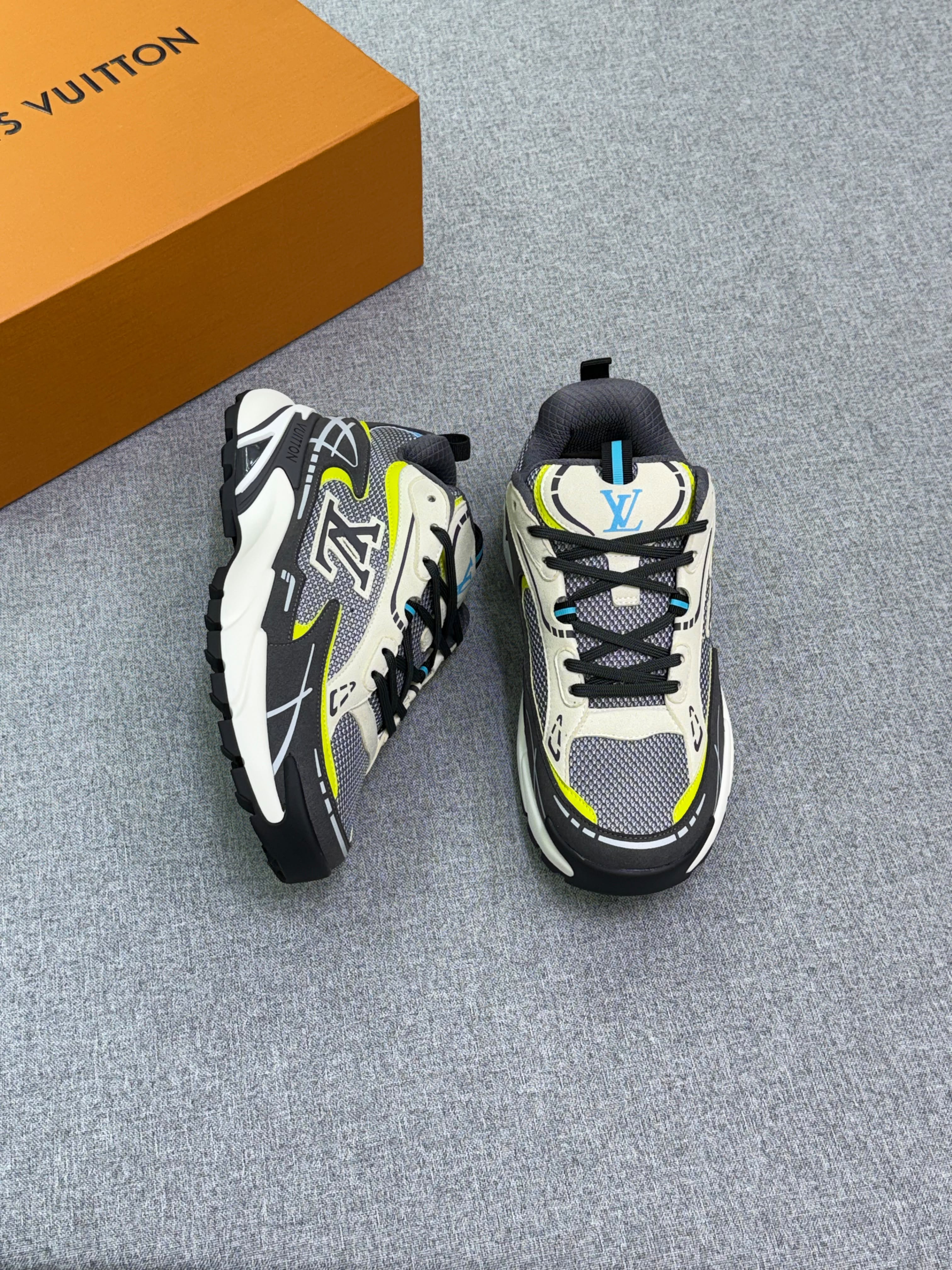 Louis Vuitton LV Tatic Runner Sneaker