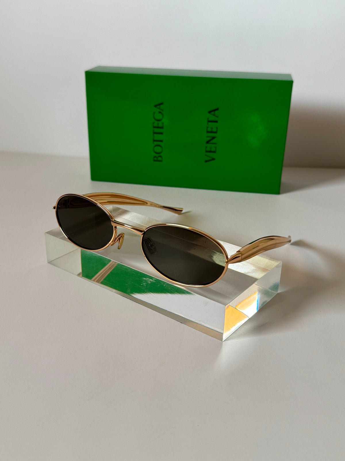 Bottega Veneta Sardine Oval Sunglasses