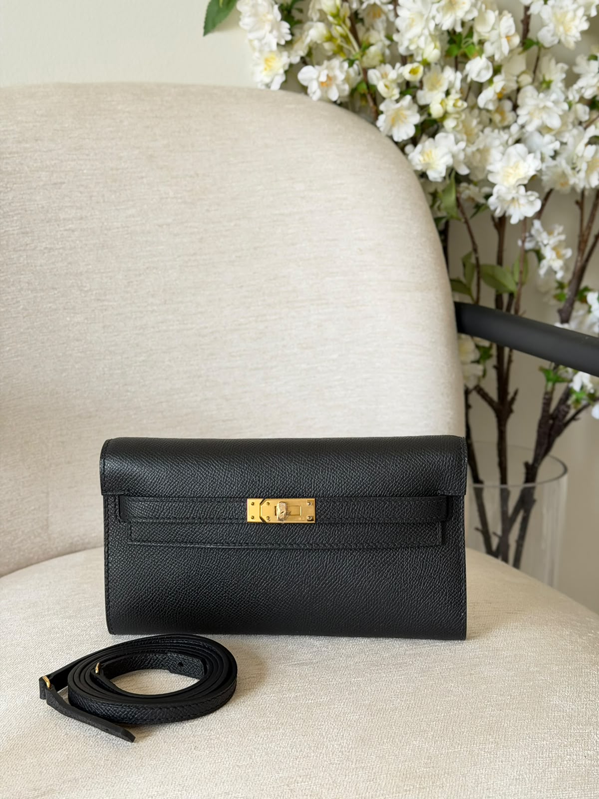 Hermes Kelly To Go Wallet Bag (Golden Hardware)
