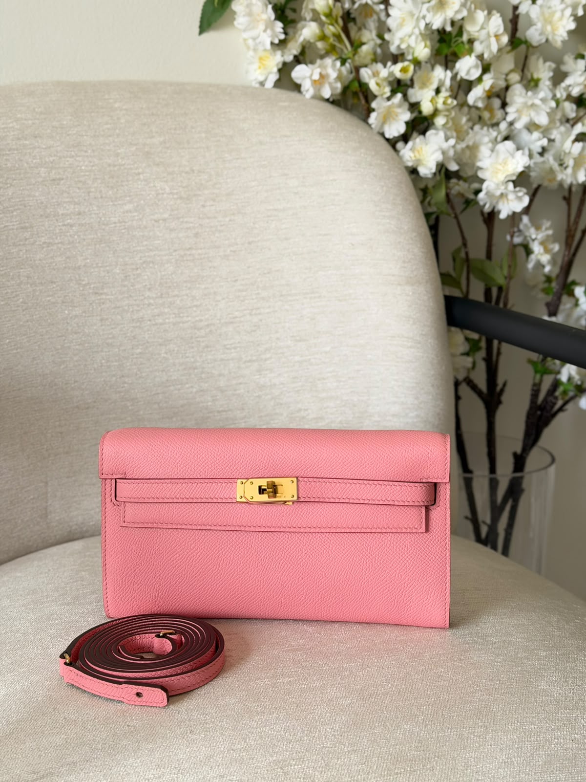 Hermes Kelly To Go Wallet Bag (Golden Hardware)