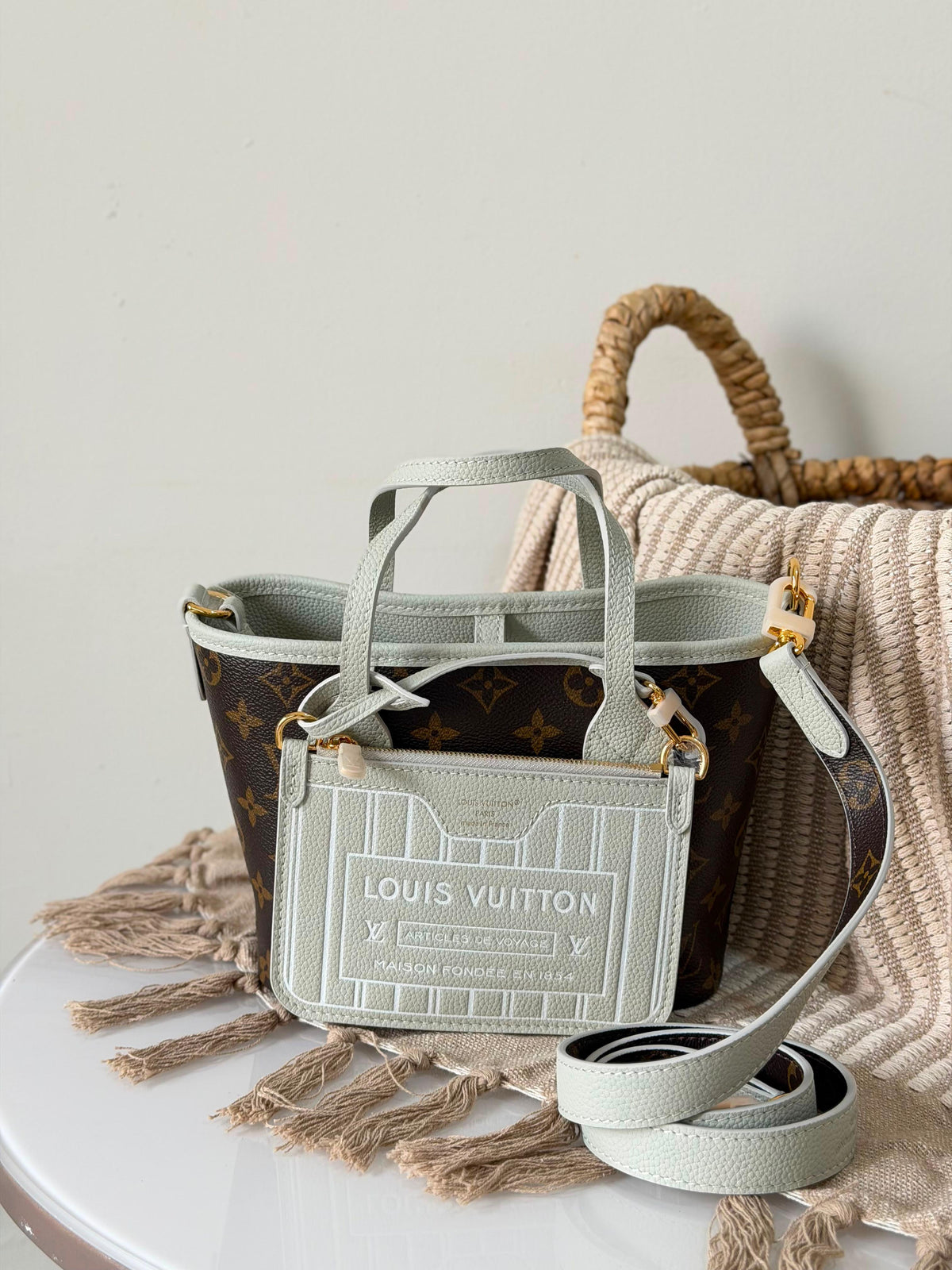 Louis Vuitton Neverfull Bandoulière Inside Out BB Bag