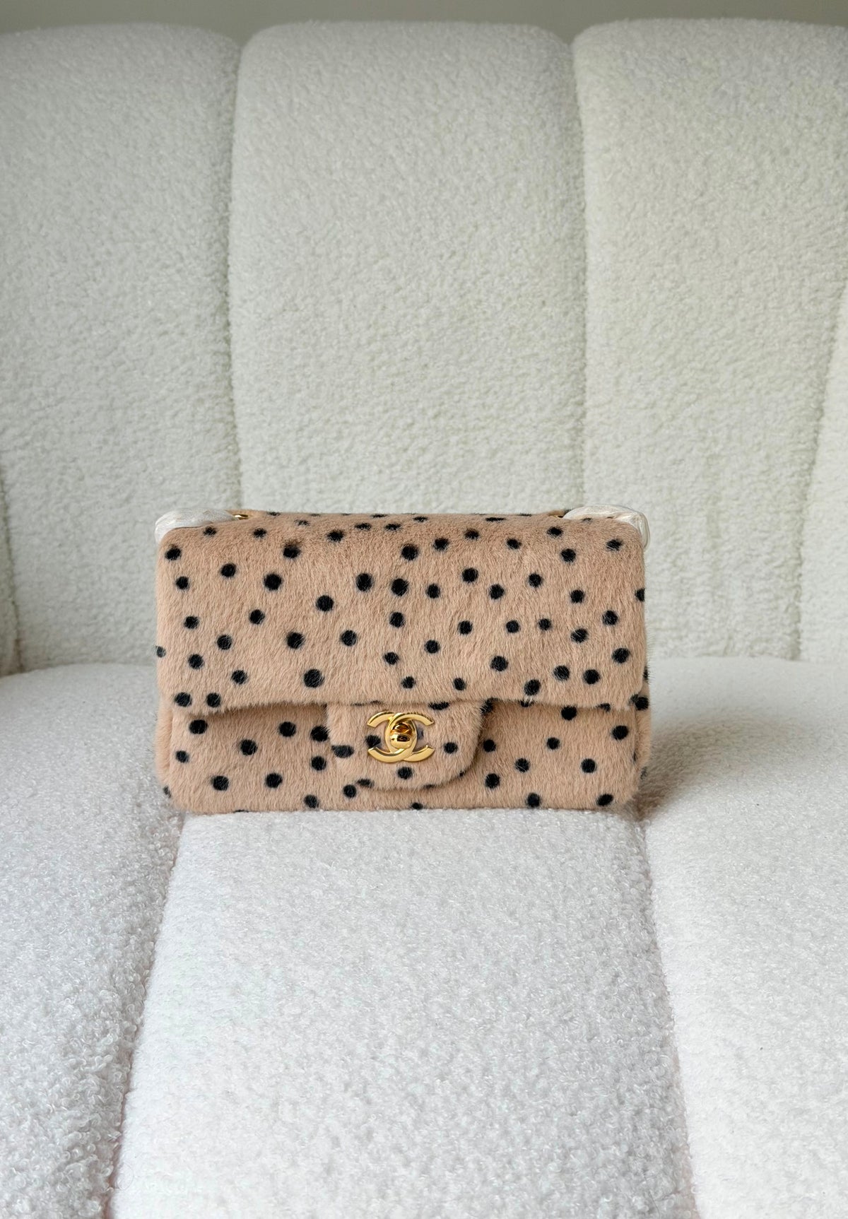 Chanel 26A Classic Flap Bag (20 Cm & 25 Cm)