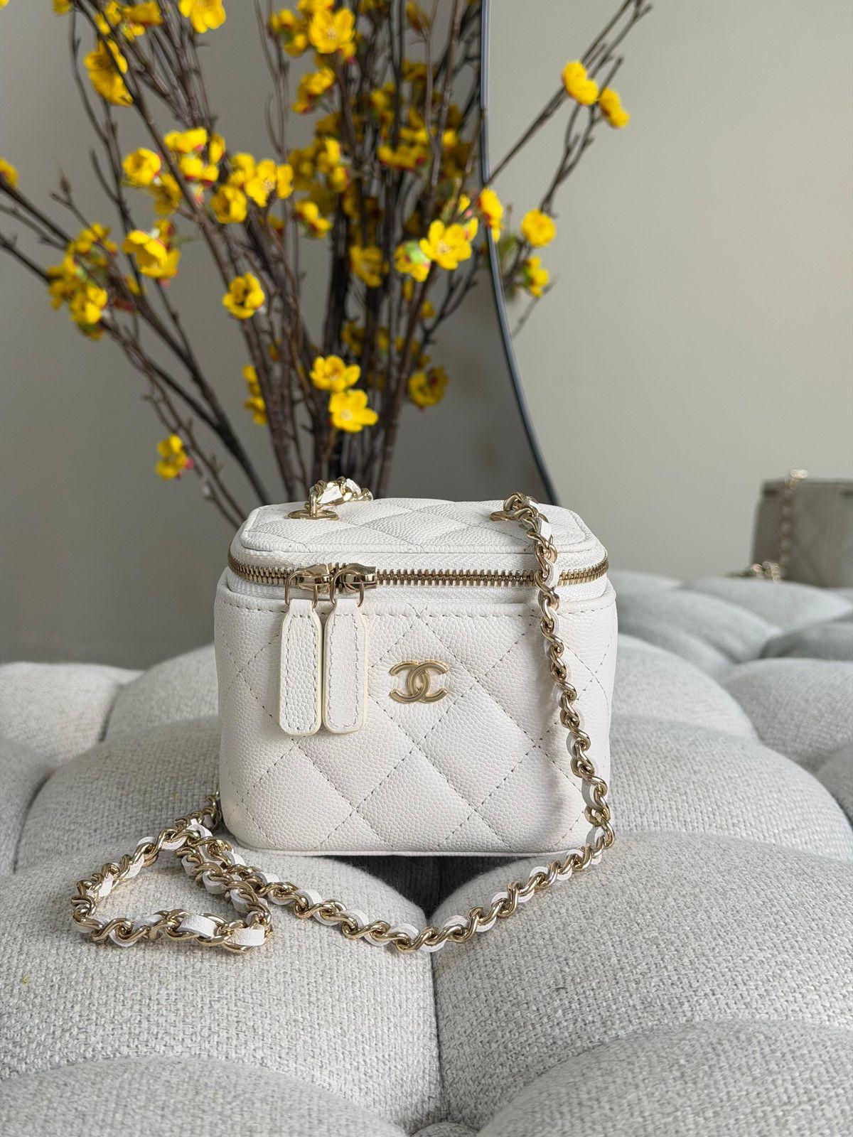 Chanel Quilted Lambskin Pearl Crush Mini Vanity Case