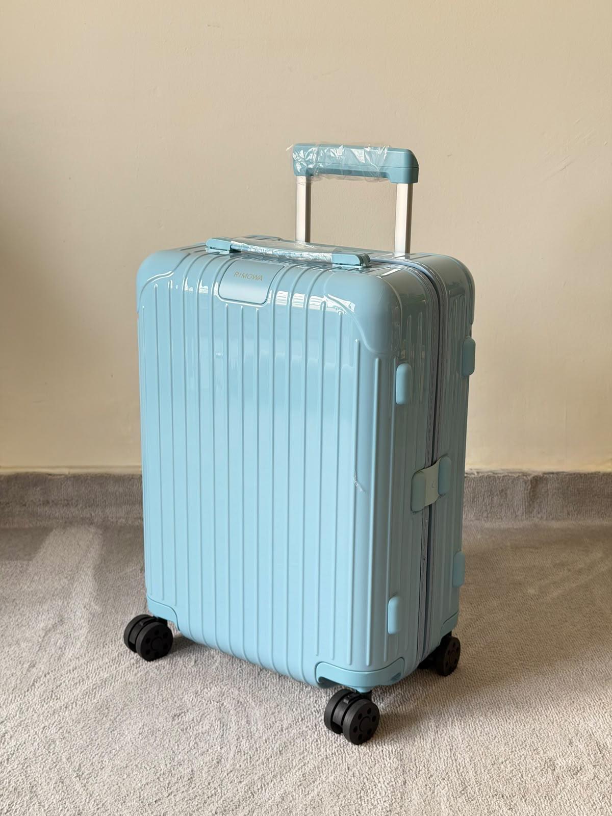 Rimowa Essential Cabin Bag (Samll, Medium, Large)