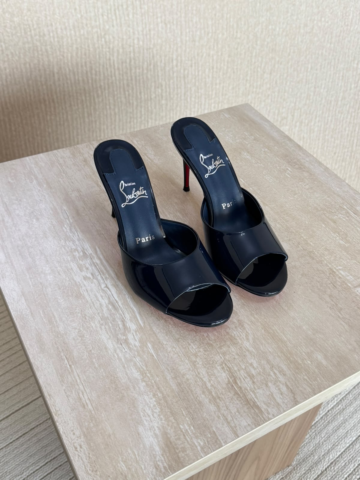 Louboutin Me Dolly Patent Leather Mules