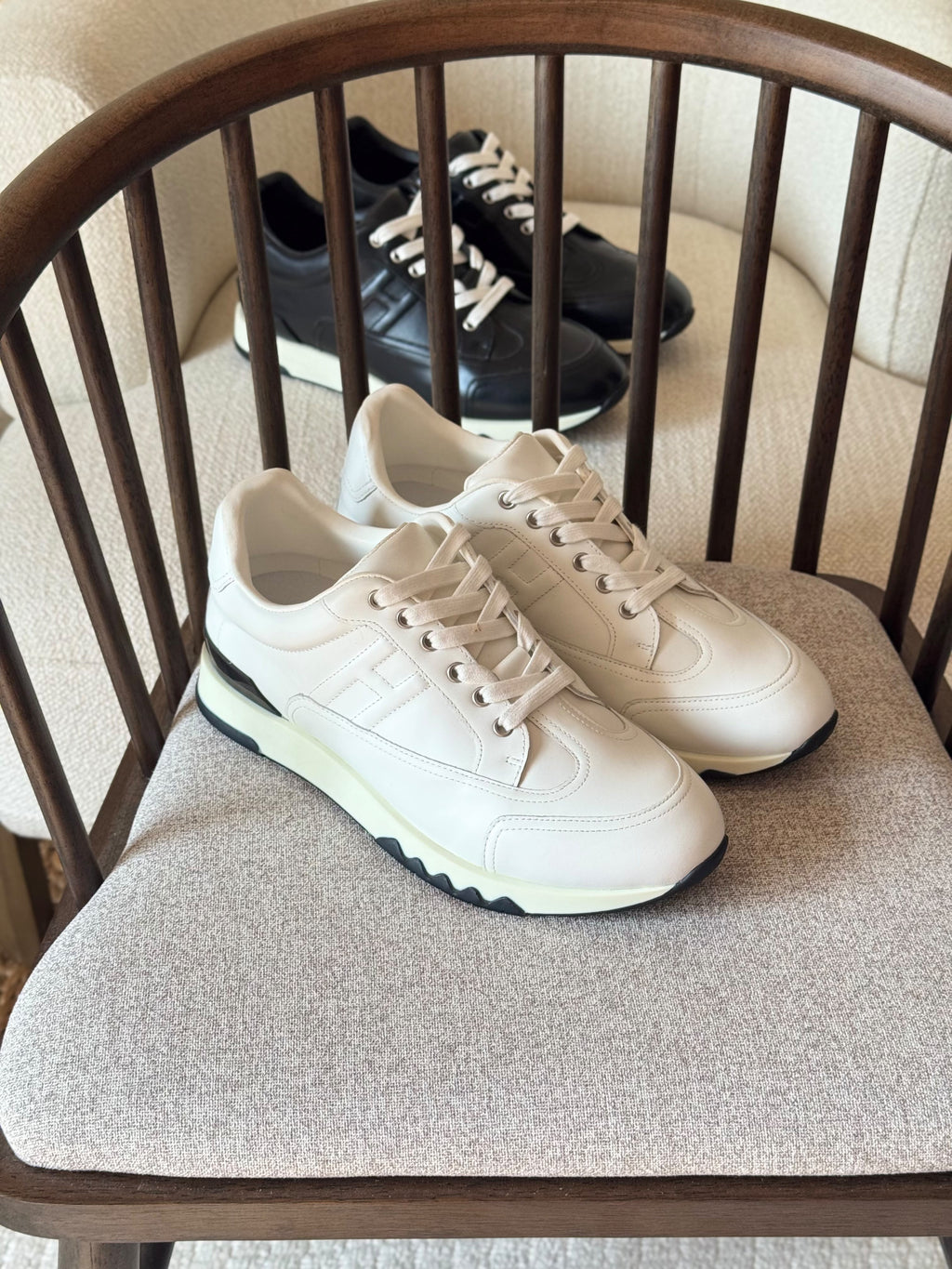 Hermes Trail Sneakers