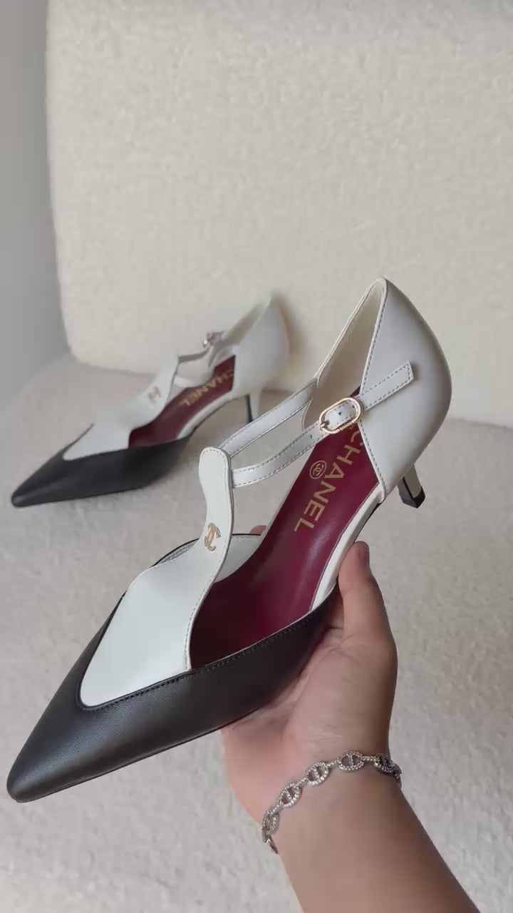CHANEL Slingbacks - Lambskin & patent calfskin